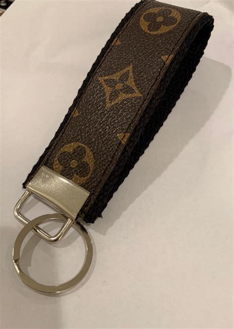 card holder keychain louis vuitton